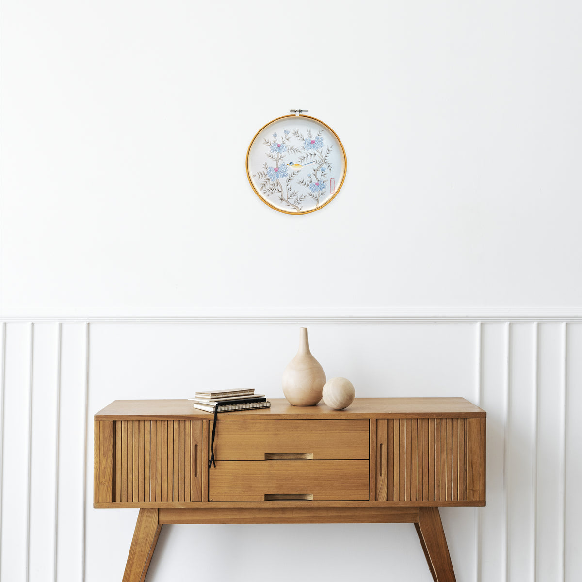 Handmade Korean Embroidery Art | Bamboo Hoop Frame | Traditional Minhwa Bird & Flower Silk Painting | Natural Pigment Decor(8-inches)